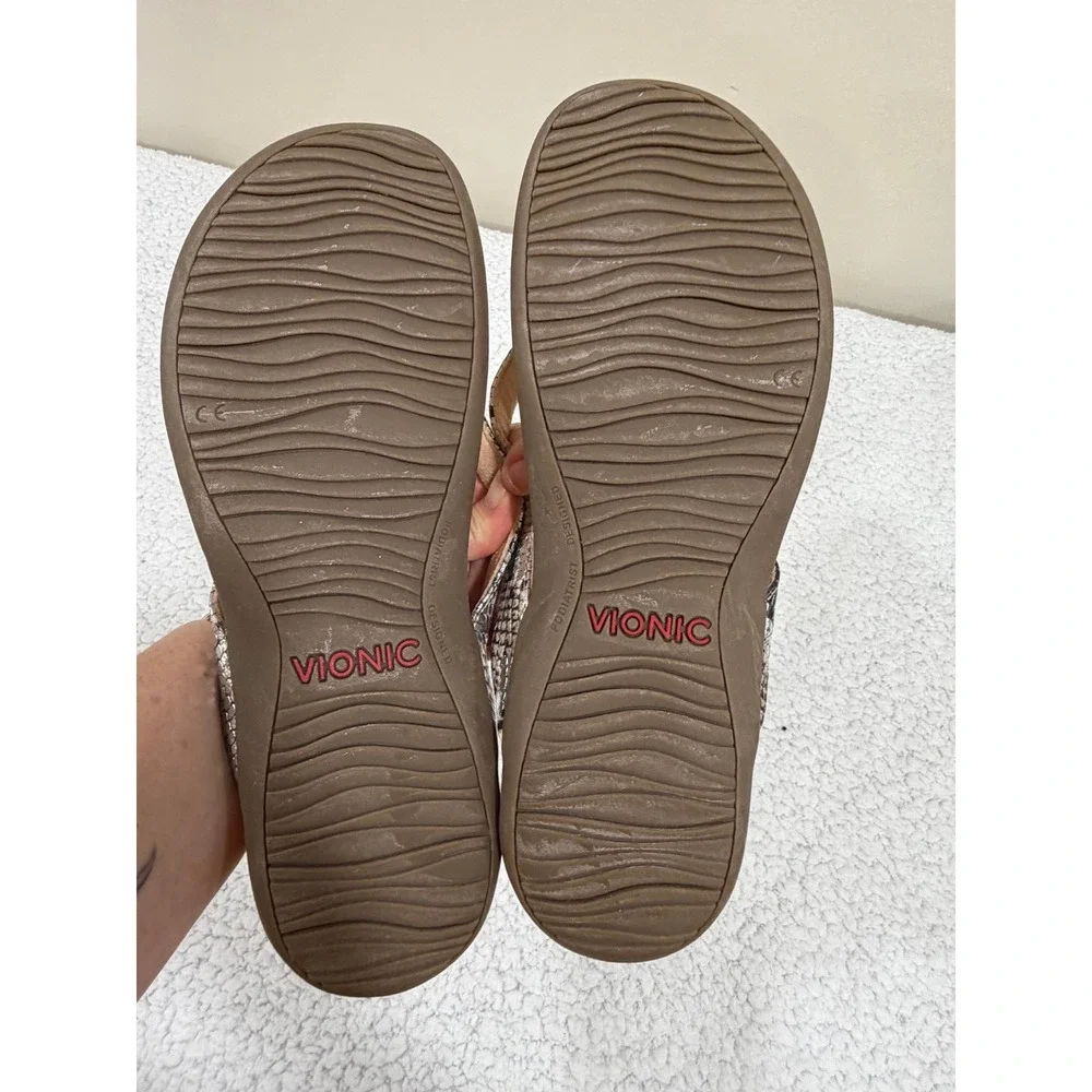 Vionic Dillon Womens 12 Tan Snakeskin Thong Sandals Arch Support Comfort Boho